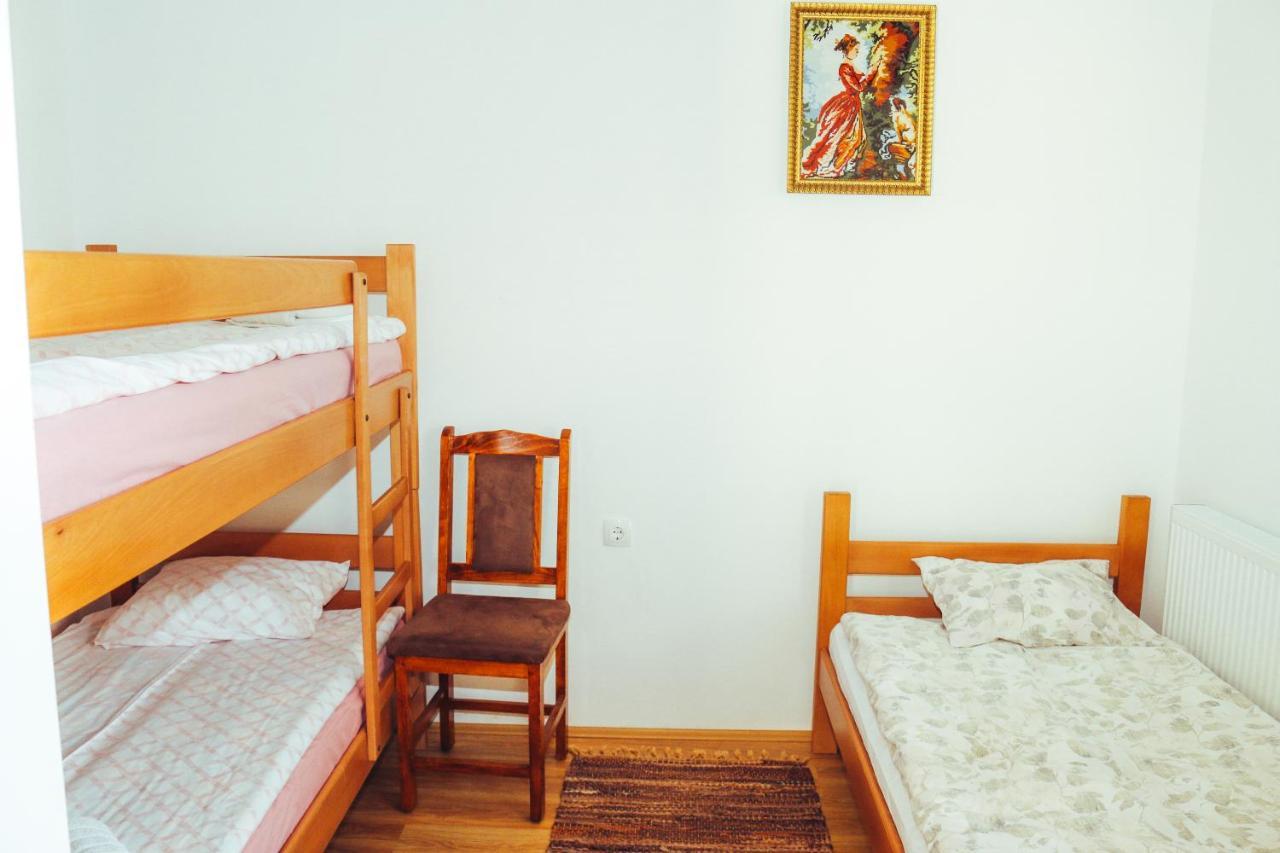 Villa Etno Domacinstvo Milenkovic Despotovac Exterior foto